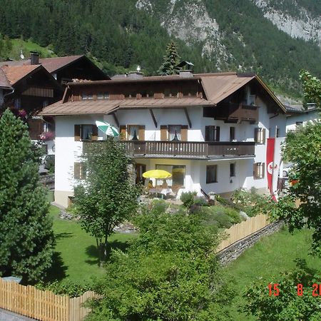 Appartement Ebster Pettneu am Arlberg Bagian luar foto